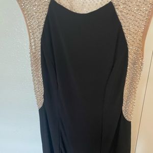 Beautiful cocktail dress or formal dress. Worn once.